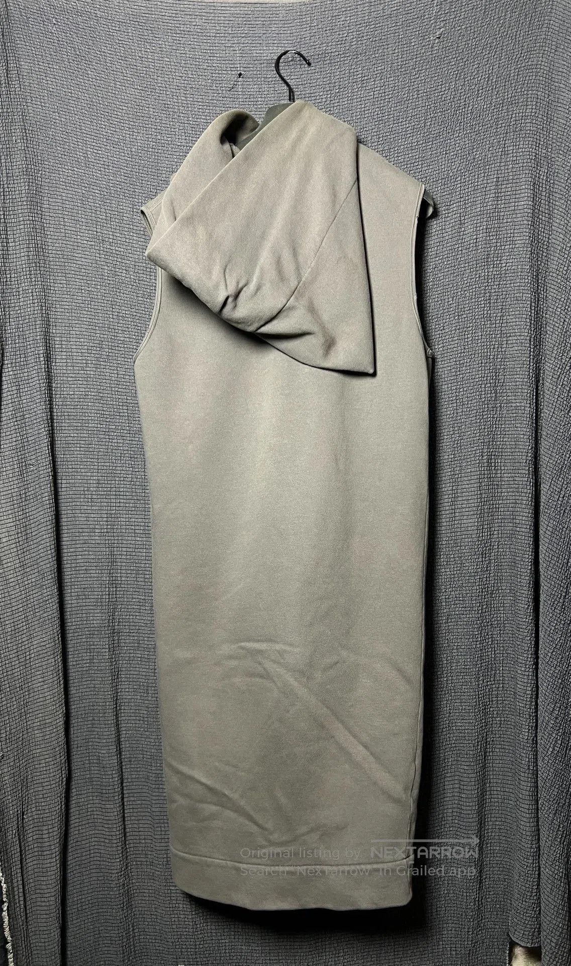 Rick Owens Rick Owens 13FW Sleeveless Wizard Hat Cape. Size US S / EU 44-46 / 1 - 2 Thumbnail