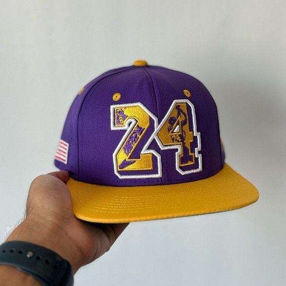NBA NEW L.A LAKERS LOS ANGELES KOBE 24 FLAT BILL SNAPBACK Size ONE SIZE - 1 Thumbnail