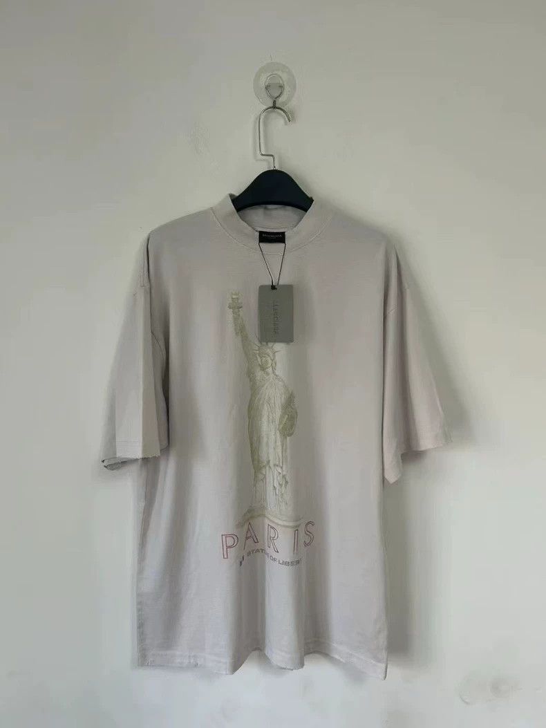 Balenciaga Balenciaga Statue of Liberty Short Sleeve T-Shirt 24fall Size US XXS / EU 40 - 1 Thumbnail