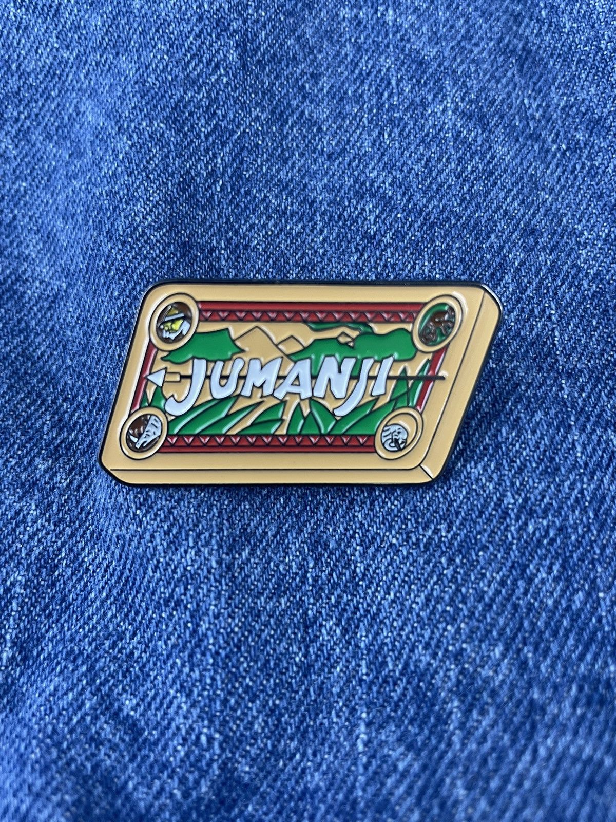 Other Jumanji Enamel Pin Size ONE SIZE - 1 Thumbnail