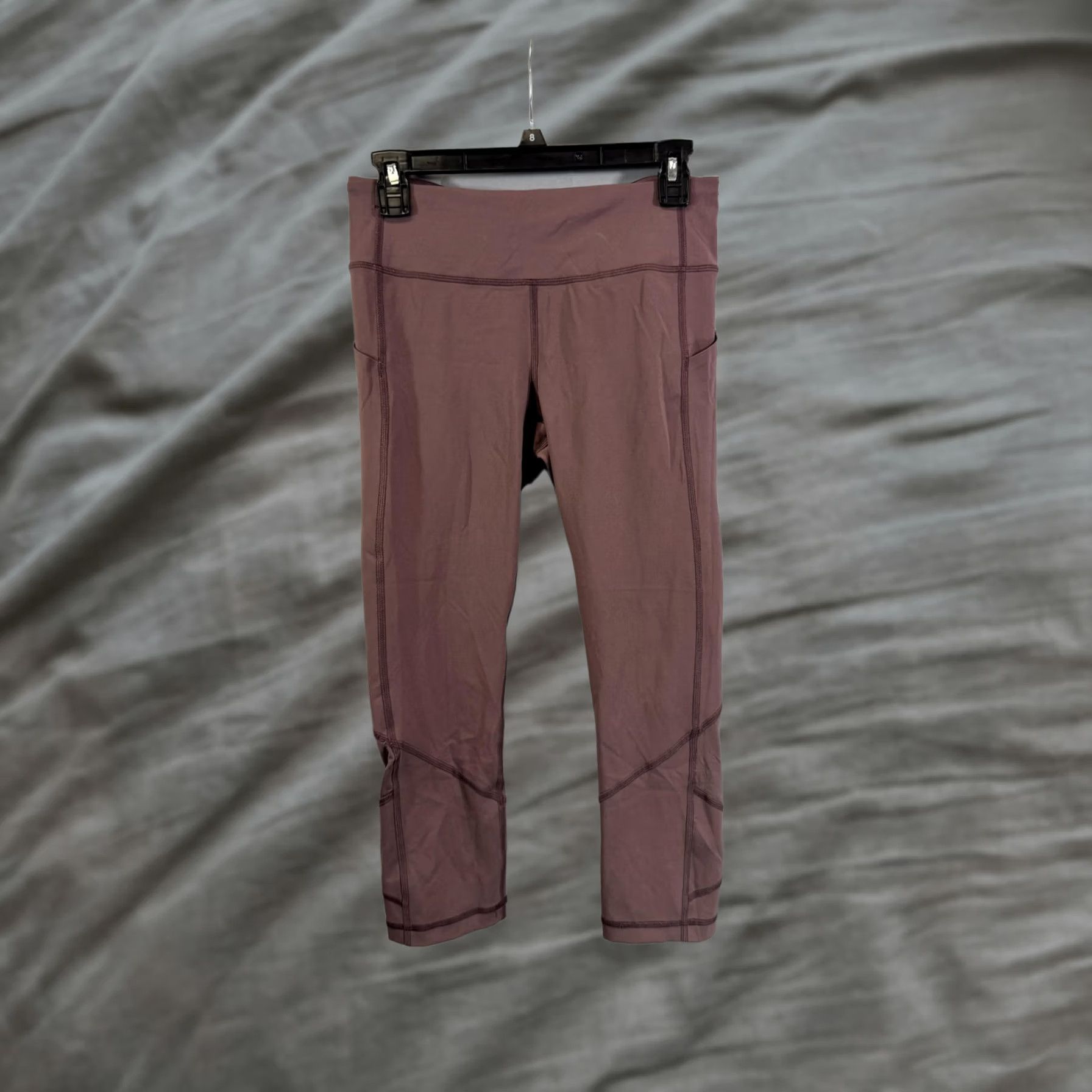 Lululemon VINTAGE? No. Size 28" / US 6 / IT 42 - 1 Thumbnail