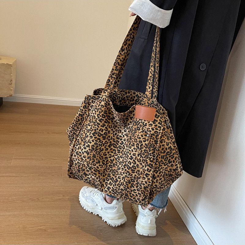 Japanese Brand 90s aesthetic leopard tote bag shoulder bag Size ONE SIZE - 5 Thumbnail