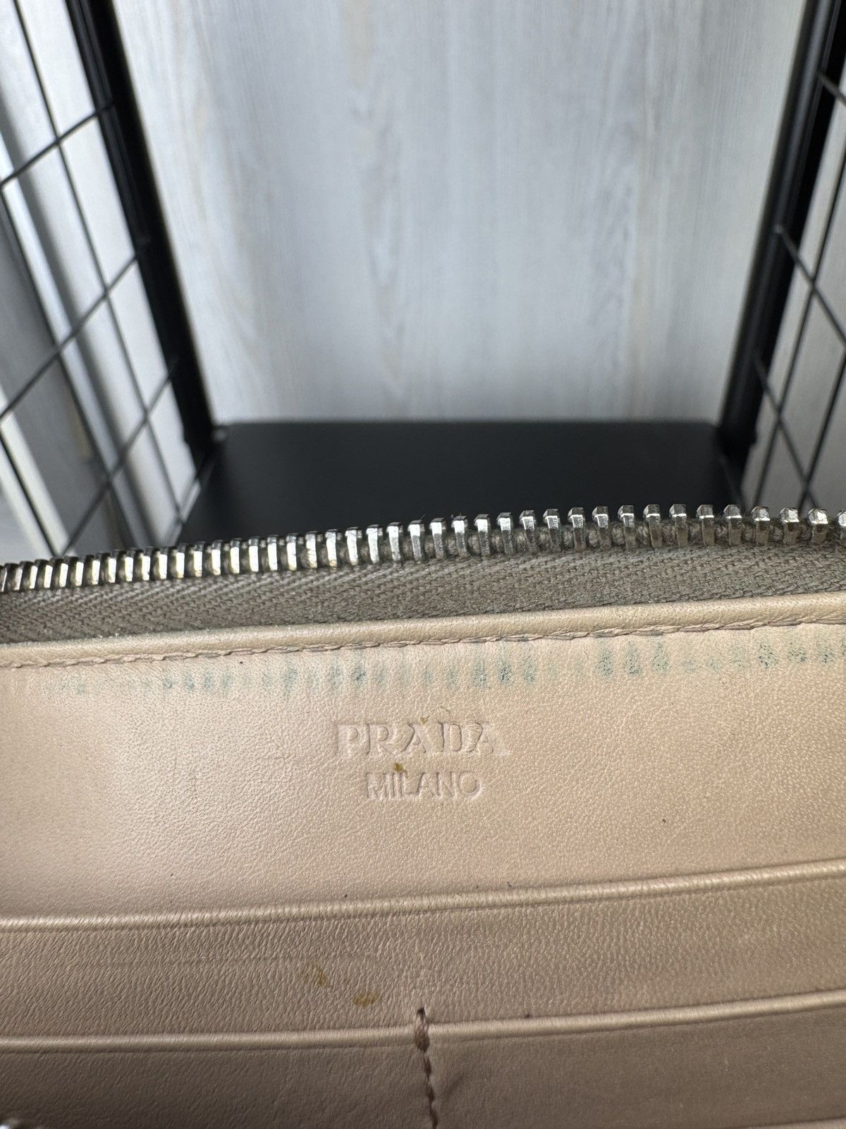 Prada PRADA WALLET STUDDED PURSE GRAY CARDS STUDDED WALLET Grey Size ONE SIZE - 14 Thumbnail