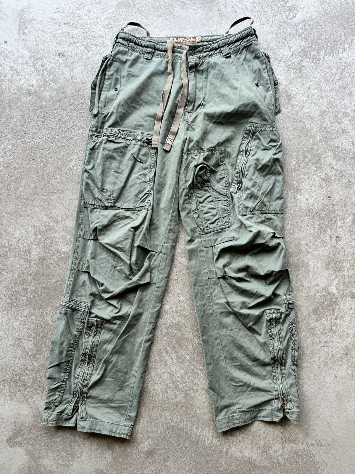 Abercrombie Parachute 🪂 Military Cargo Pants