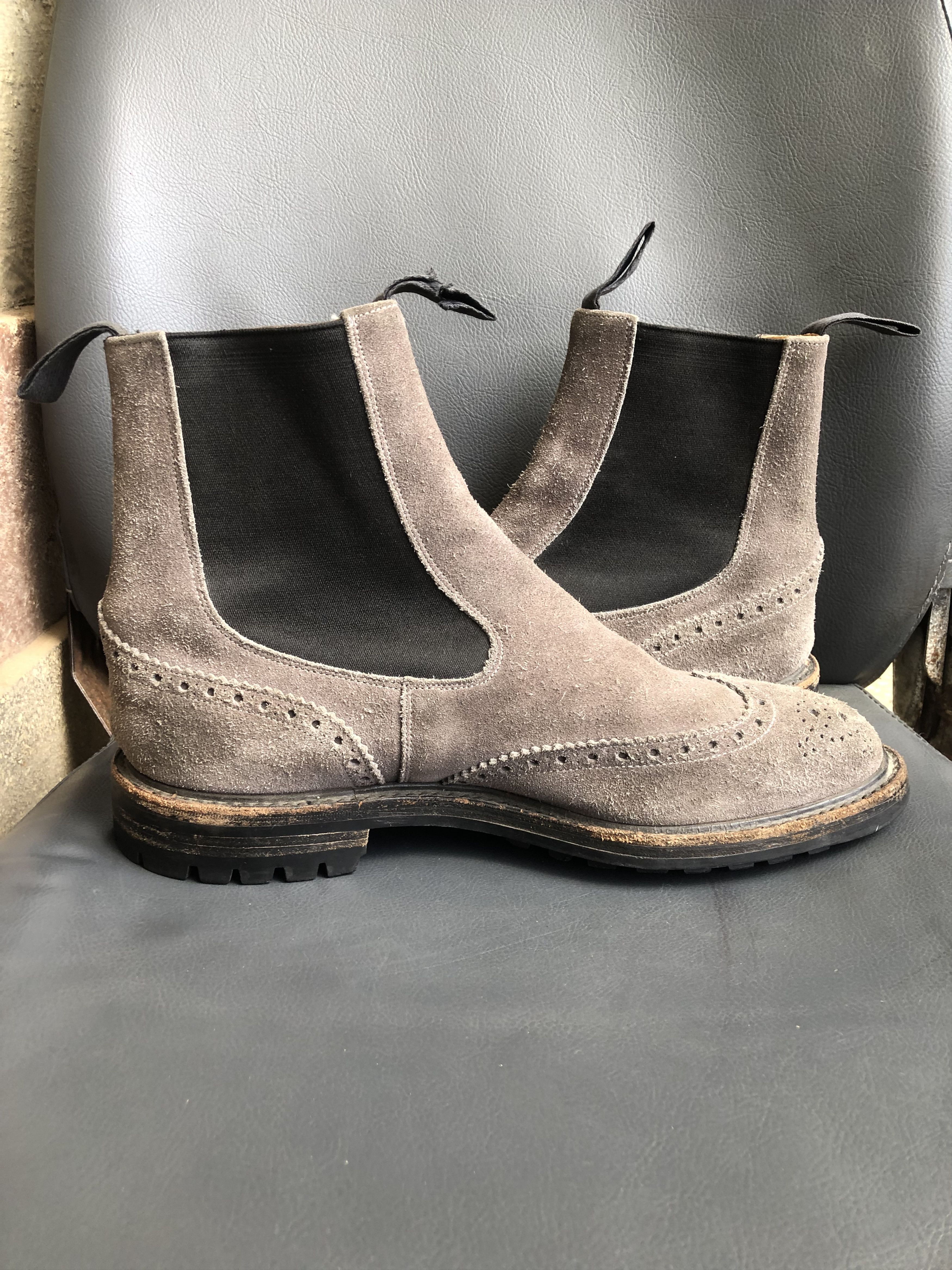 Tricker's Tricker’s Henry Grey Suede Men’s Chelsea Boot Size 9.5 Size US 10.5 / EU 43-44 - 7 Thumbnail