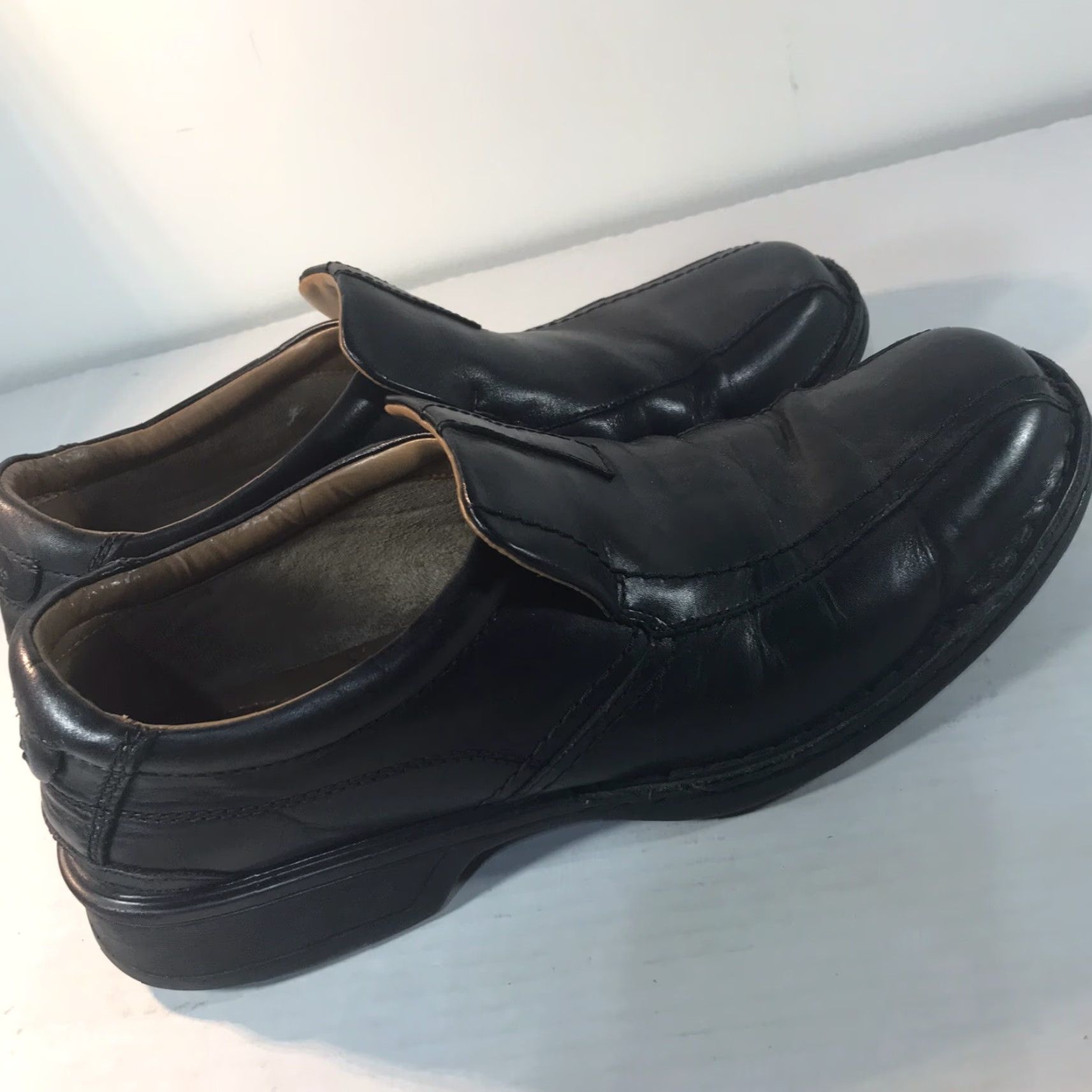 Clarks Clarks Black Leather Loafers Mens Size 10 Casual City Activewear Size US 10 / EU 43 - 4 Thumbnail