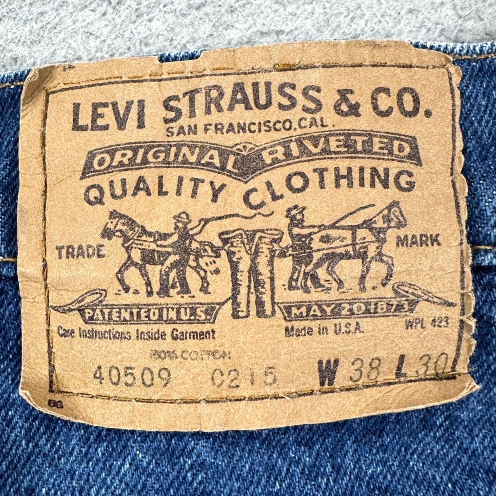 Levi's VINTAGE Levi's 40509 Jeans Straight Blue 1980s Made In USA Men 38x30 Orange Tab Denim Cotton Button Zip Regular Clothing Size US 38 / EU 54 - 5 Thumbnail
