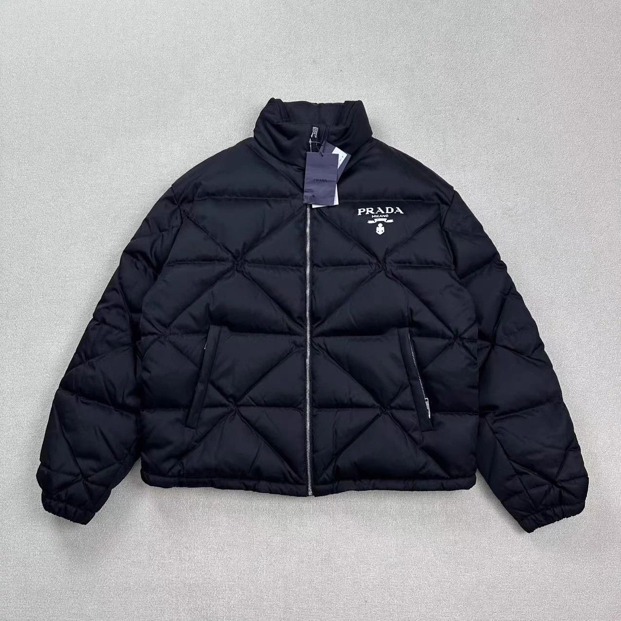 Prada Prada diamond quilted logo stand collar down jacket M Size US M / EU 48-50 / 2 - 1 Thumbnail