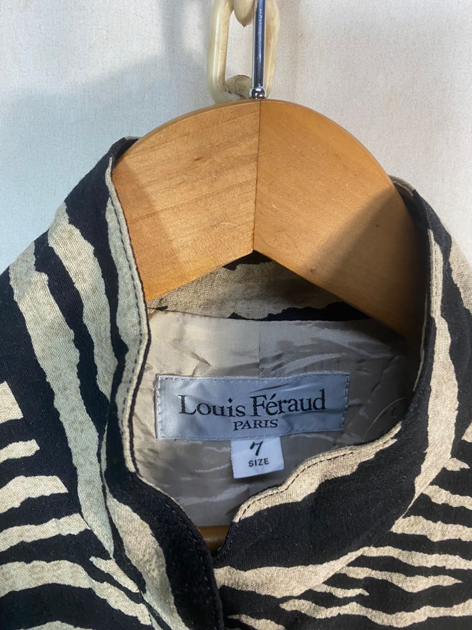 Louis Feraud Louis feraud zebra stripe button up jacket Size M / US 6-8 / IT 42-44 - 5 Thumbnail