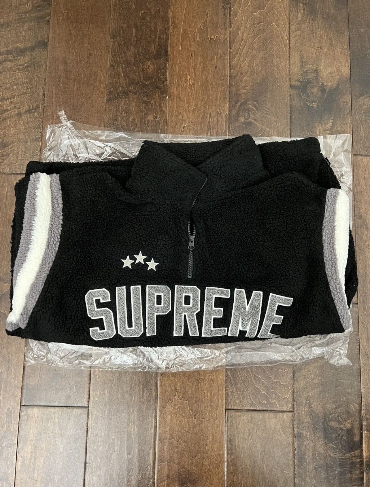 Supreme Arc Half Zip Fleece Pullover Black