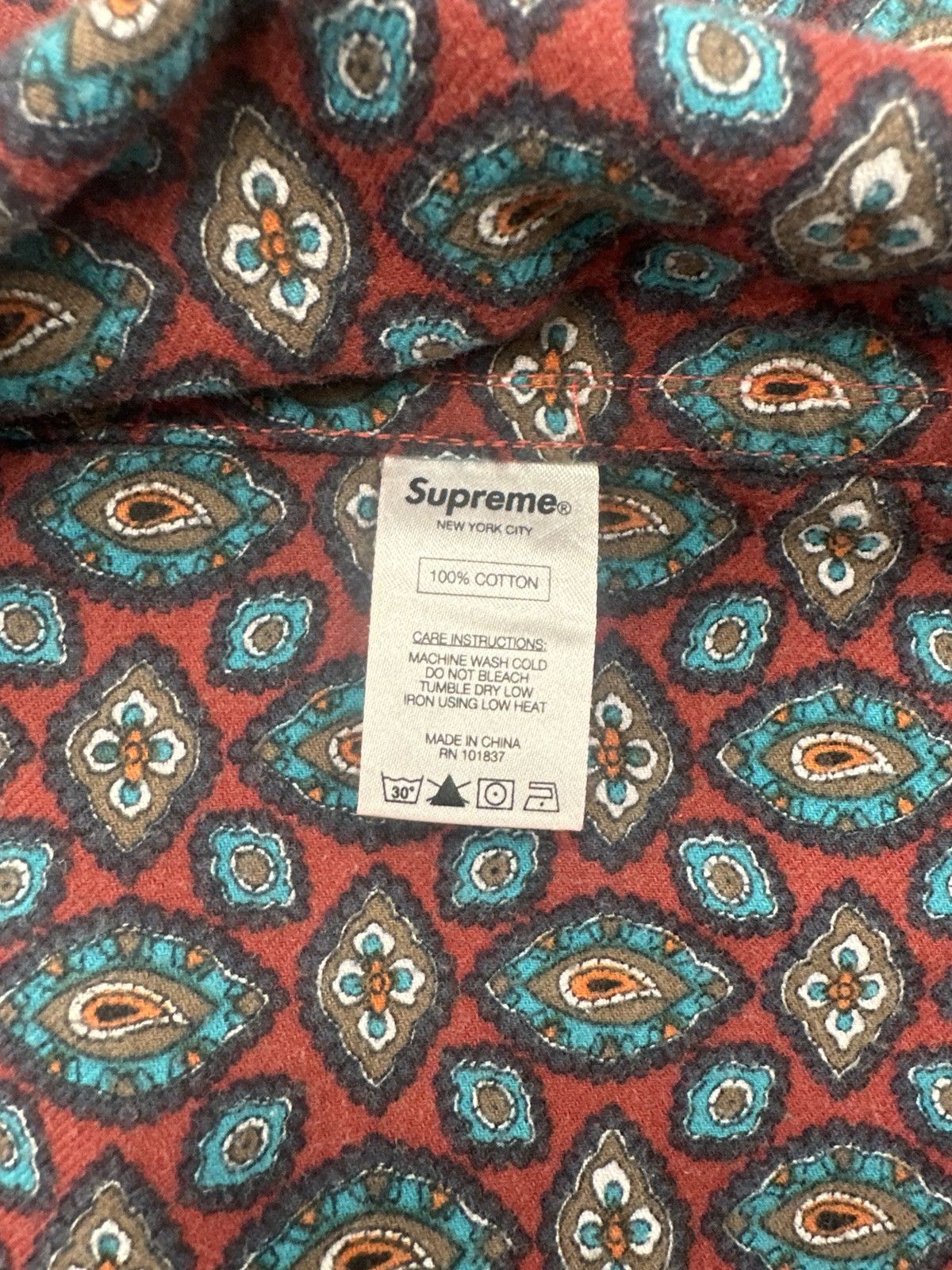 Supreme Supreme button up shirt FW15 Twil Paisley Size US M / EU 48-50 / 2 - 1 Thumbnail