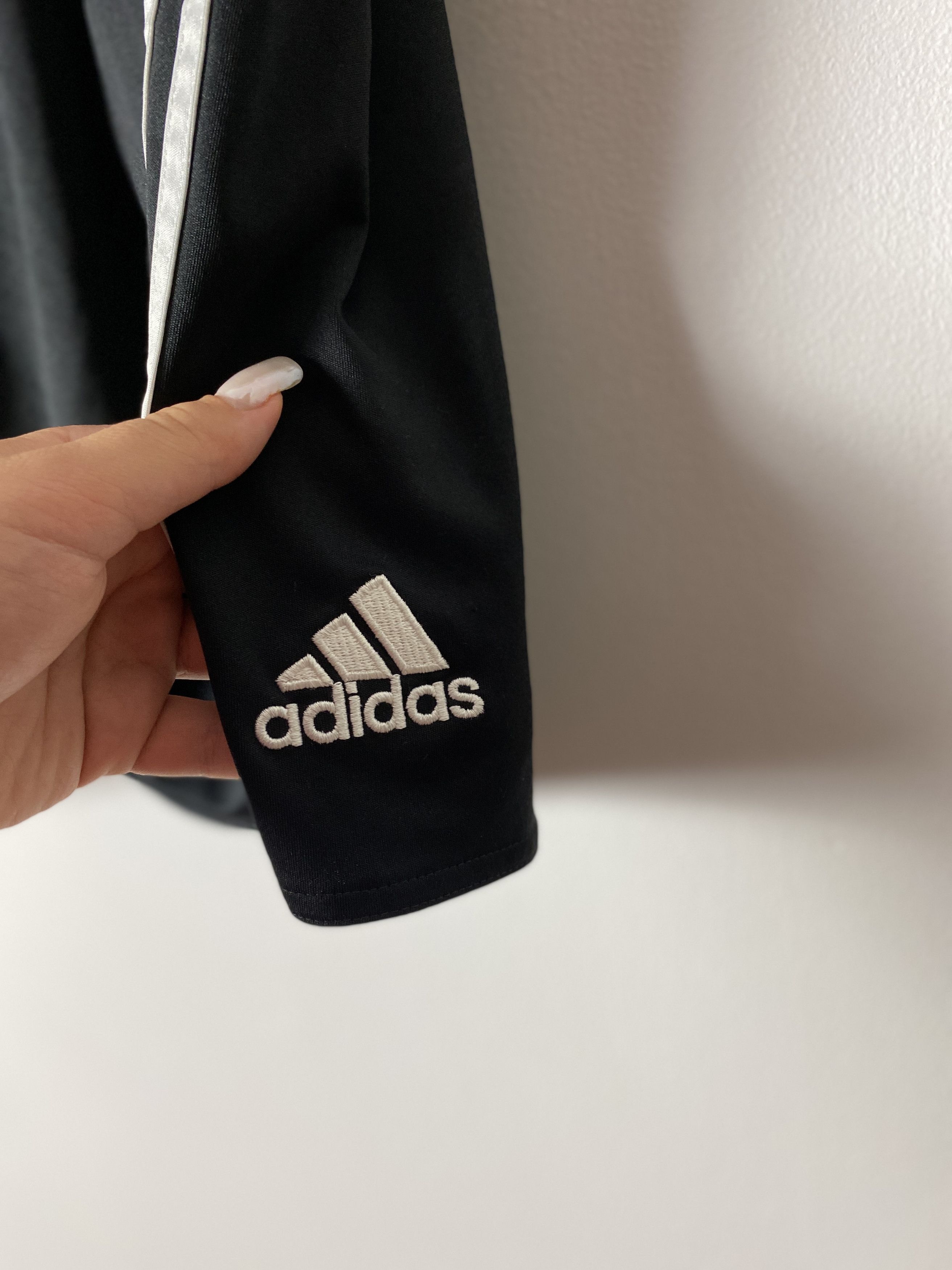 Adidas Adidas Liverpool shorts jersey sport blokecore y2k opium Size US 36 / EU 52 - 3 Thumbnail