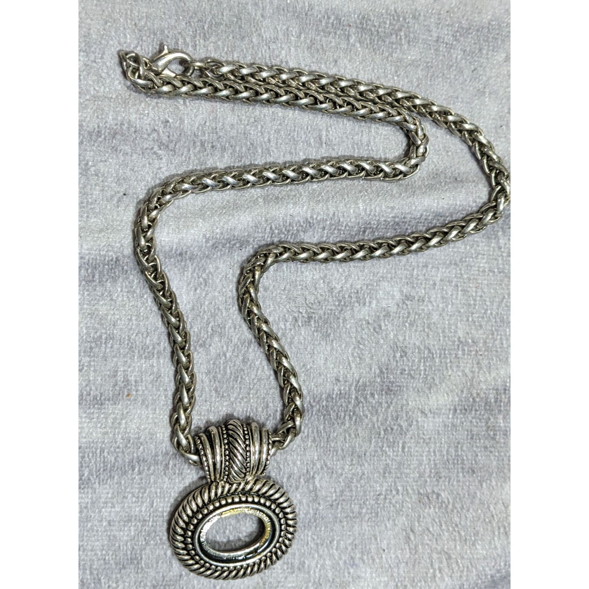 Other Silver Tone Rope Chain Necklace With Open Bezel Pendant Size ONE SIZE - 8 Thumbnail