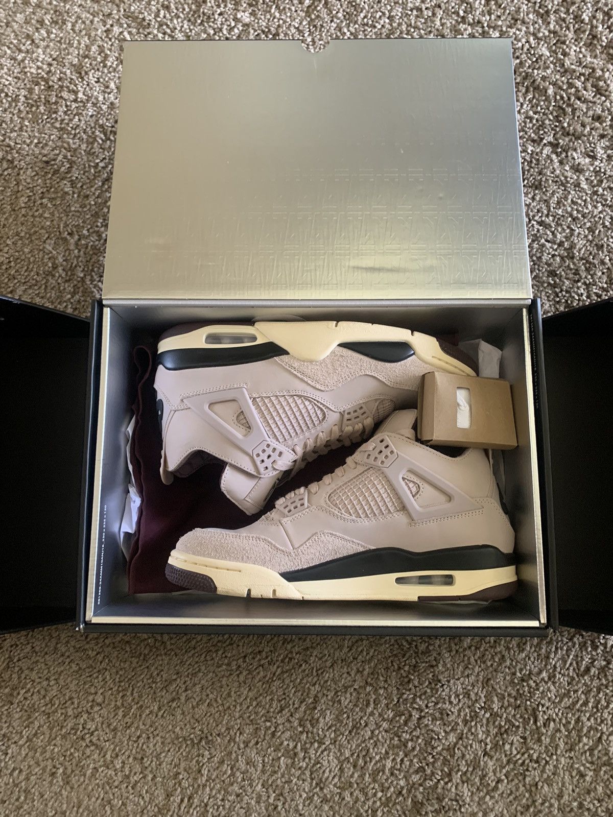Jordan Brand Jordan 4 a Ma maniere Size US 8.5 / EU 41-42 - 1 Thumbnail