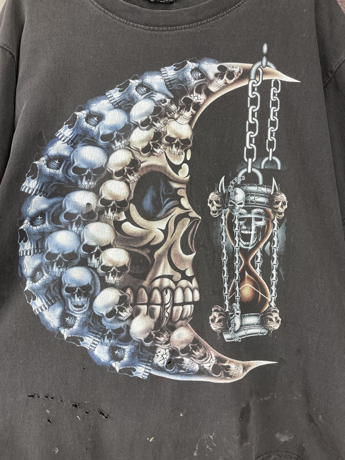 Vintage Vintage Moon Skull Sand Clock Design Distressed Rock tee Size US XL / EU 56 / 4 - 8 Thumbnail