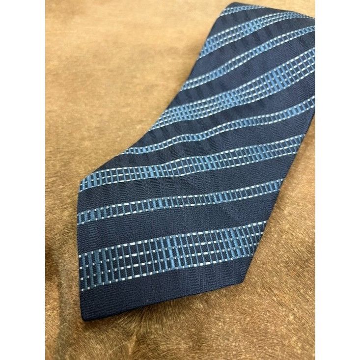 Armani Collezioni VTG Armani Collezioni Silk Made in Italy Abstract Geometric Size ONE SIZE - 2 Thumbnail
