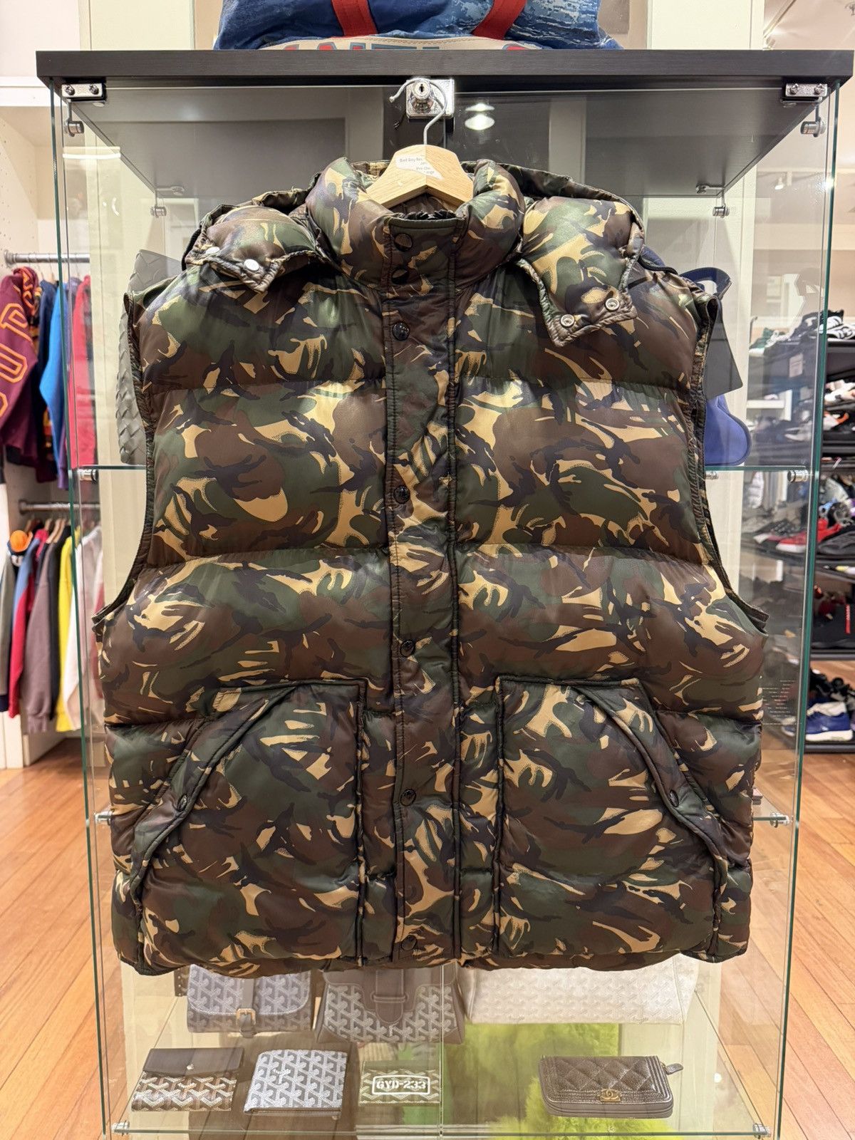 Celine Celine Puffer Vest - Camo Size US L / EU 52-54 / 3 - 1 Thumbnail