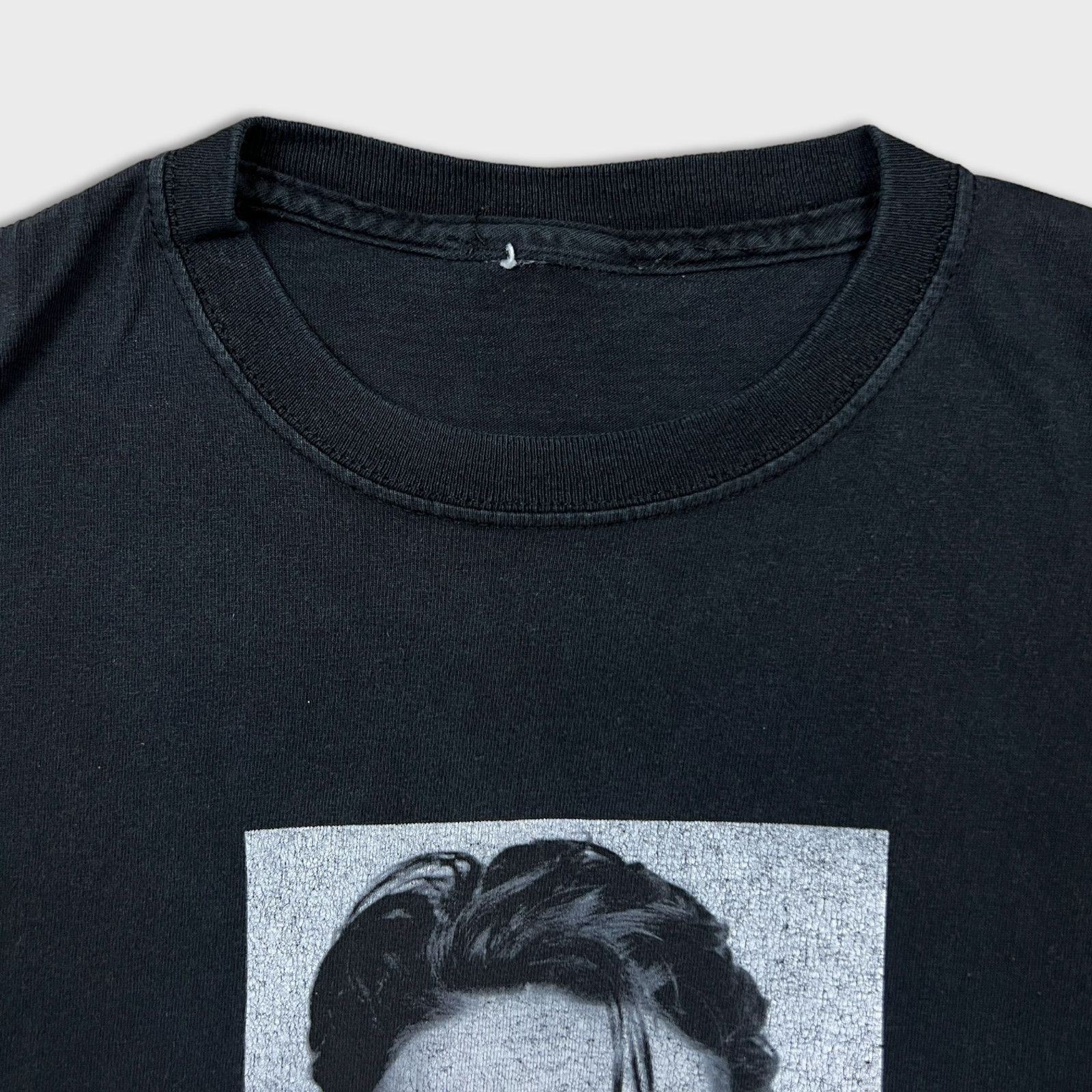 Band Tees × Rap Tees × Vintage Vintage Y2K Frank Sinatra T Shirt XL Mug Shot Faded Band Tee Size US XL / EU 56 / 4 - 2 Thumbnail