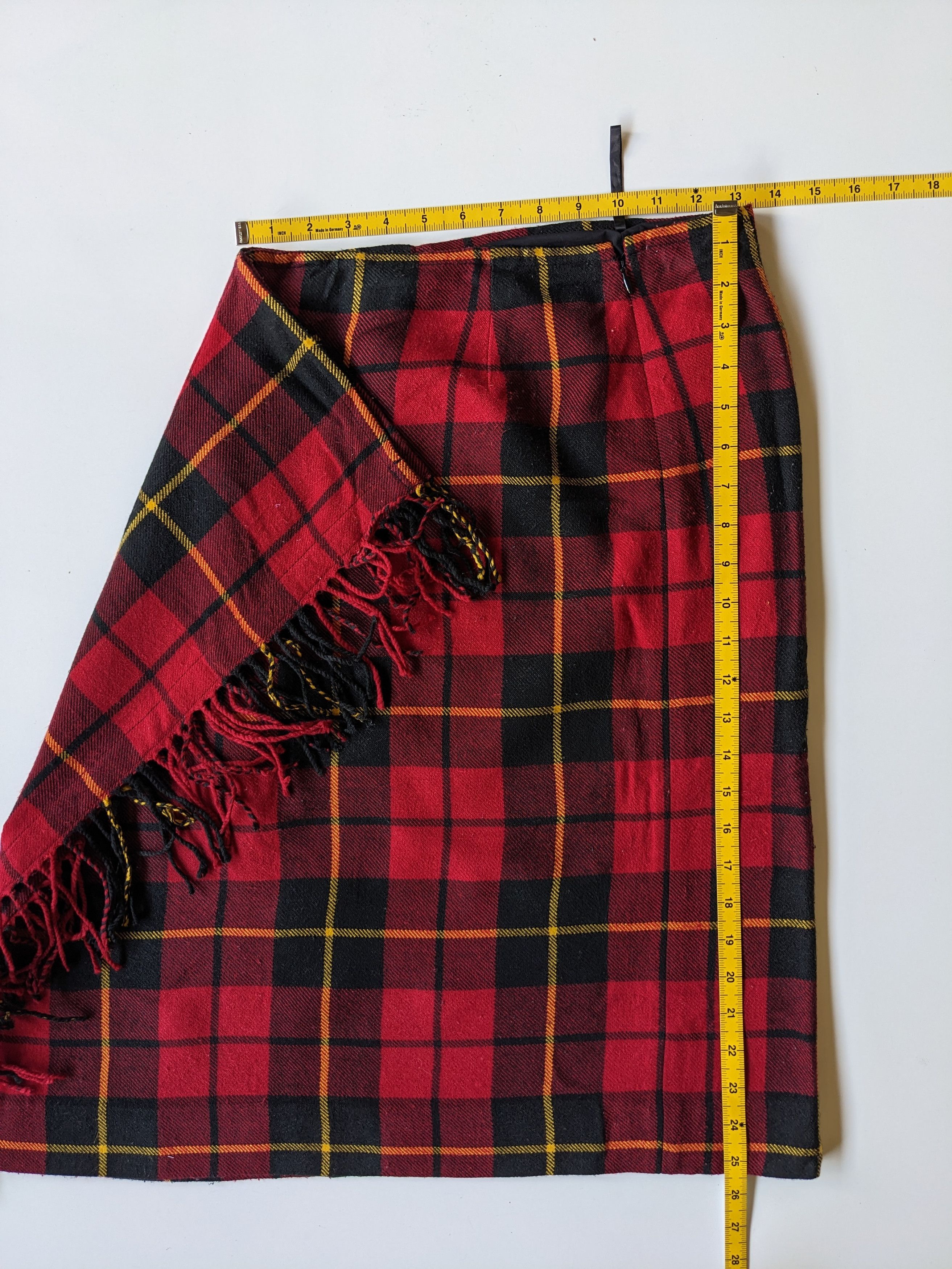 JW Anderson × Uniqlo Uniqlo x J.W Anderson tartan skirt Size 27" / US 4 / IT 40 - 4 Thumbnail