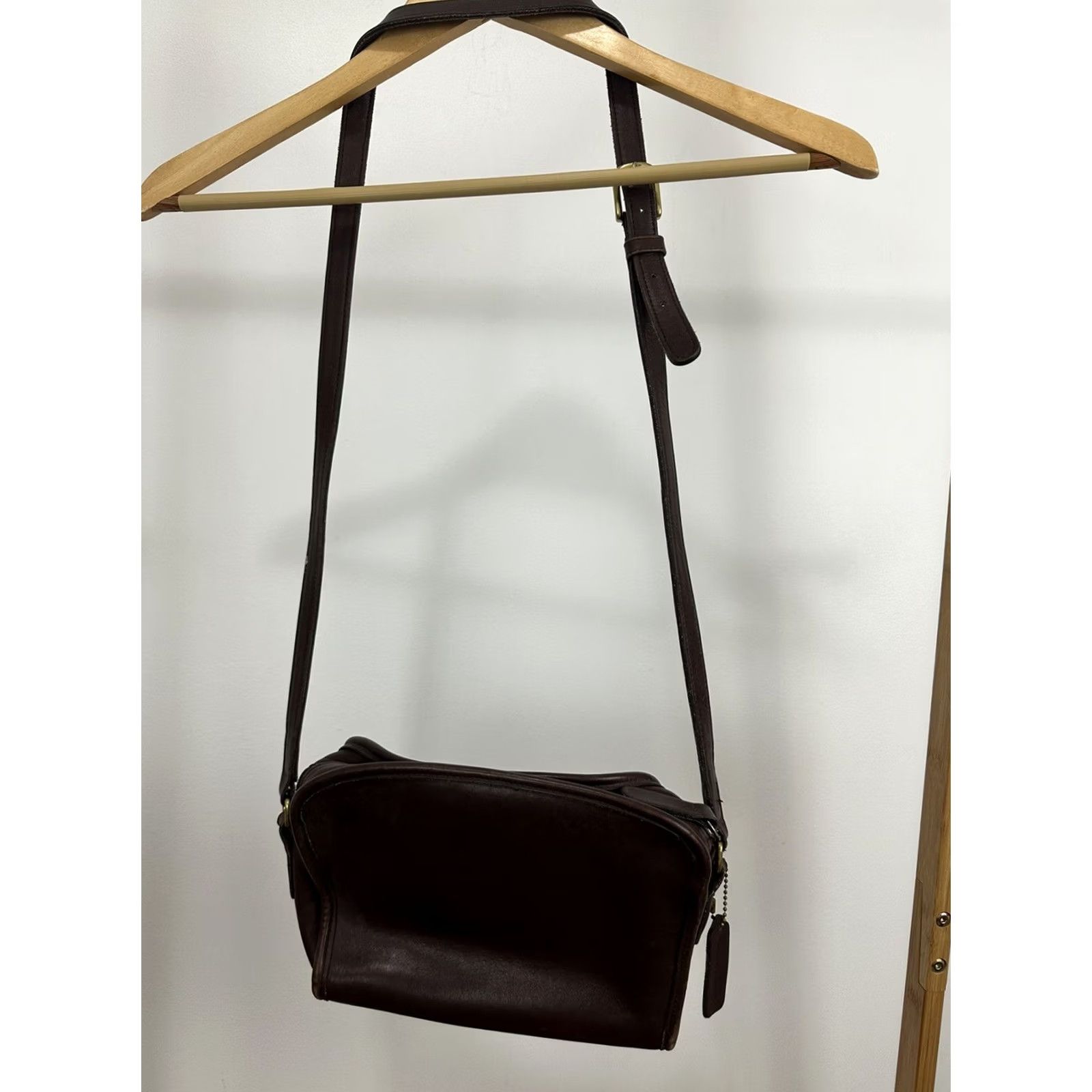 Coach VINTAGE Coach Metropolis Zip Crossbody Bag 9087 Leather Mahogany Costa Rica 1998 Womens Medium Adjustable Strap Size ONE SIZE - 2 Thumbnail