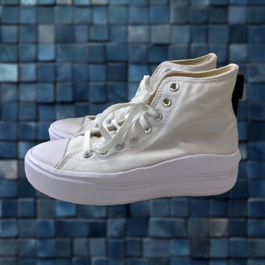 Converse AllStar White Platform Sneakers Casual Unisex Adults Size 9 Canvas Lace-Up