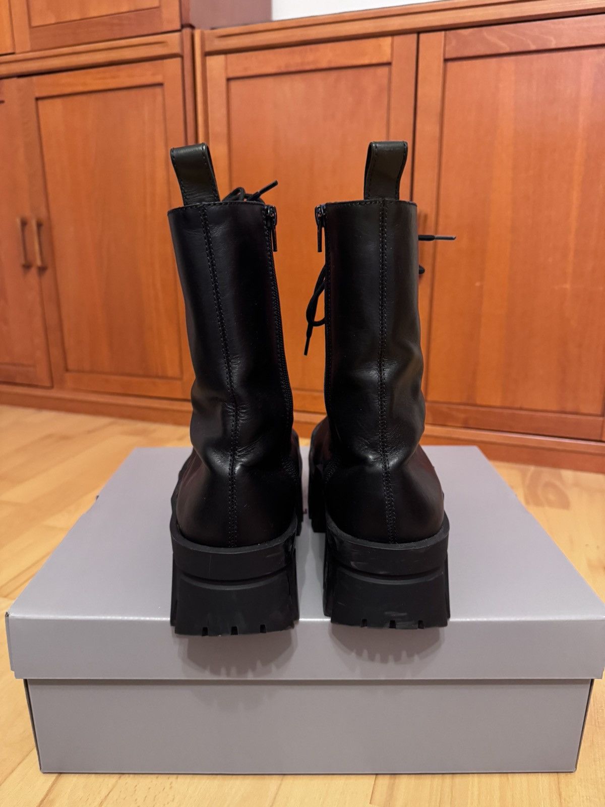Balenciaga Balenciaga Bulldozer Triple Black Size US 6 / EU 39 - 8 Thumbnail
