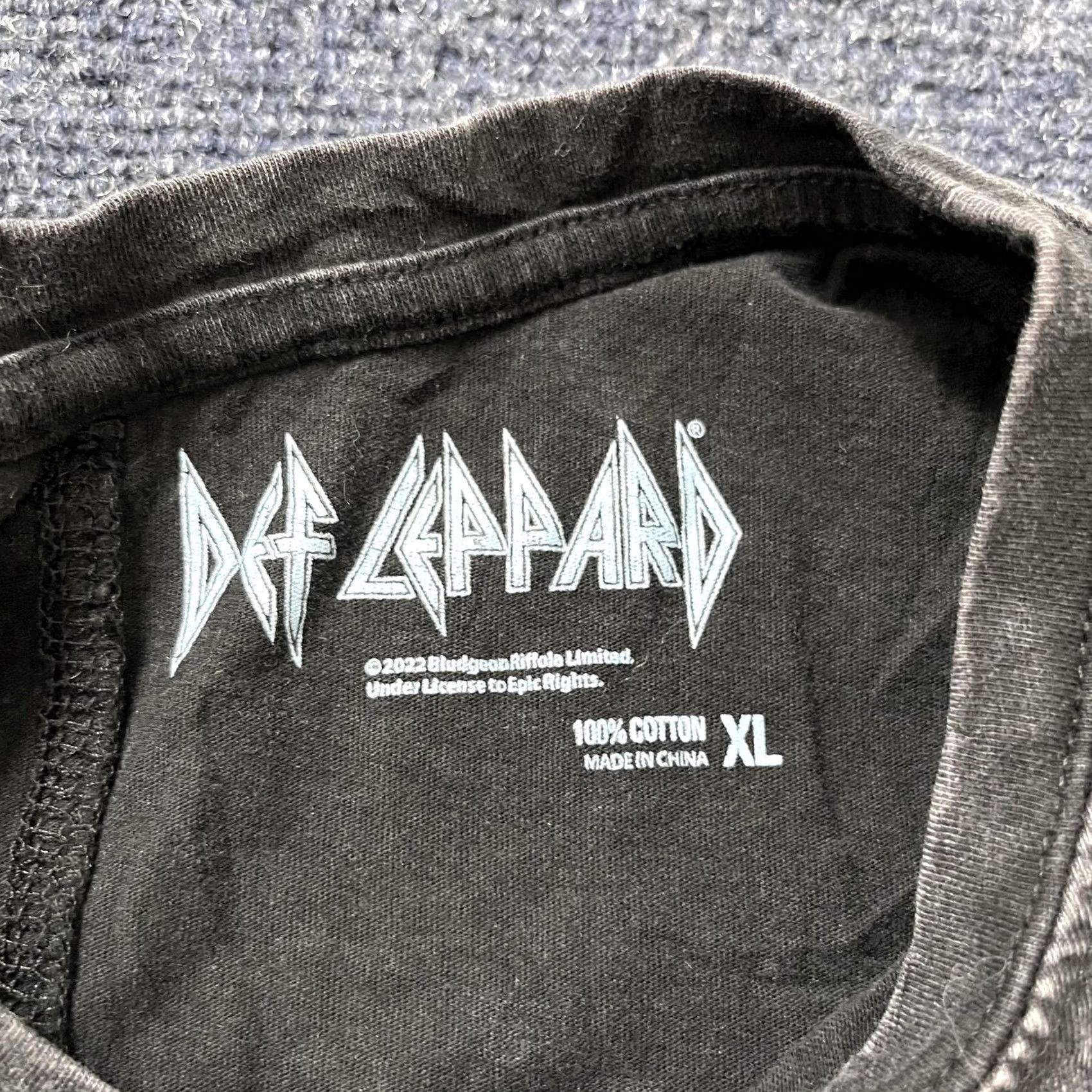 Vintage Def Leppard Hysteria Shirt Mens XL Black Leopard Band Rock Graphic Tee T-Shirt Size US XL / EU 56 / 4 - 3 Thumbnail
