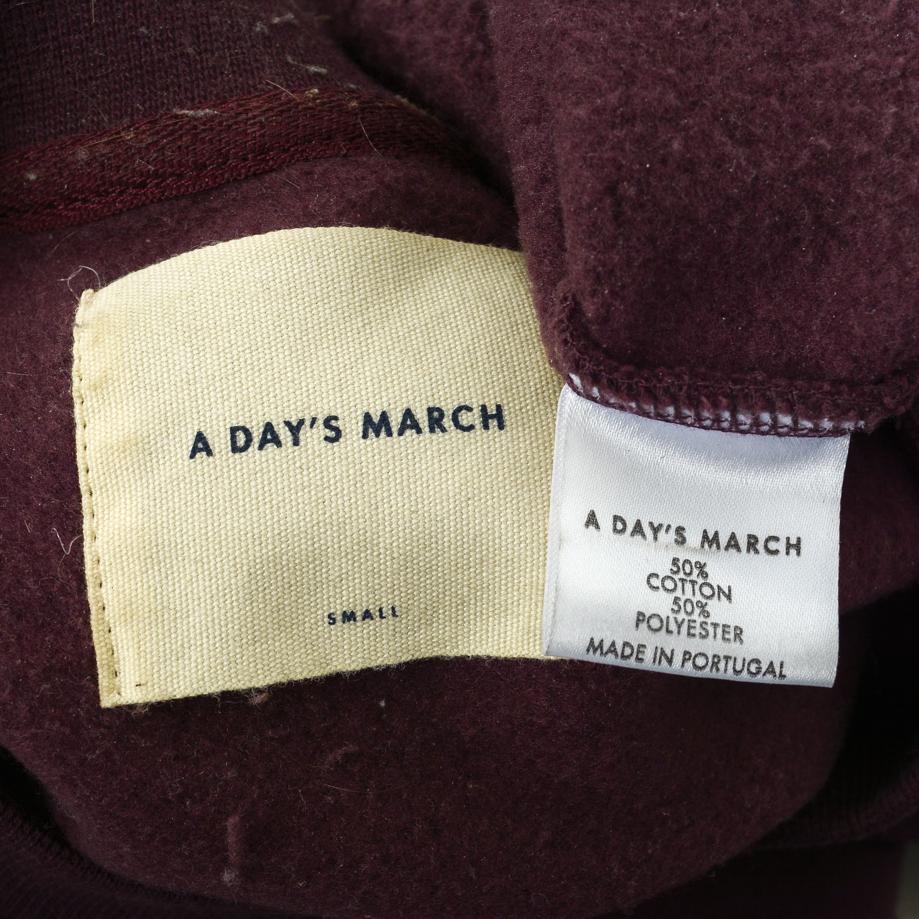 A Day's March Men Sweatshirt Crew Neck Jumper Pullover Made In Portugal Size US S / EU 44-46 / 1 - 4 Thumbnail