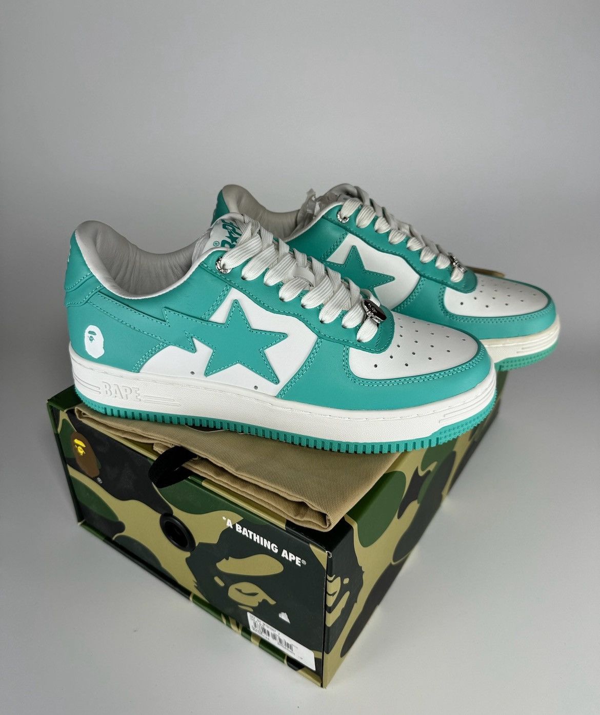 image of Bapesta 5 Shoes in Green, Men's (Size 8.5)