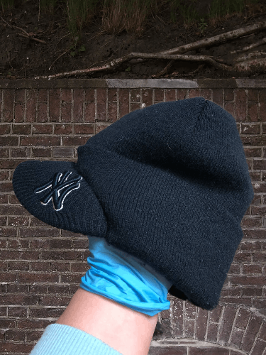 New York Yankees VINTAGE NEW YORK YANKEES Beanie Hat Snow Cap Size ONE SIZE - 1 Thumbnail