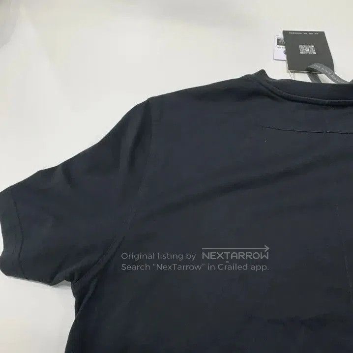 Givenchy Givenchy Shark Print Loose Short-Sleeve T-Shirt. Size US XS / EU 42 / 0 - 7 Thumbnail