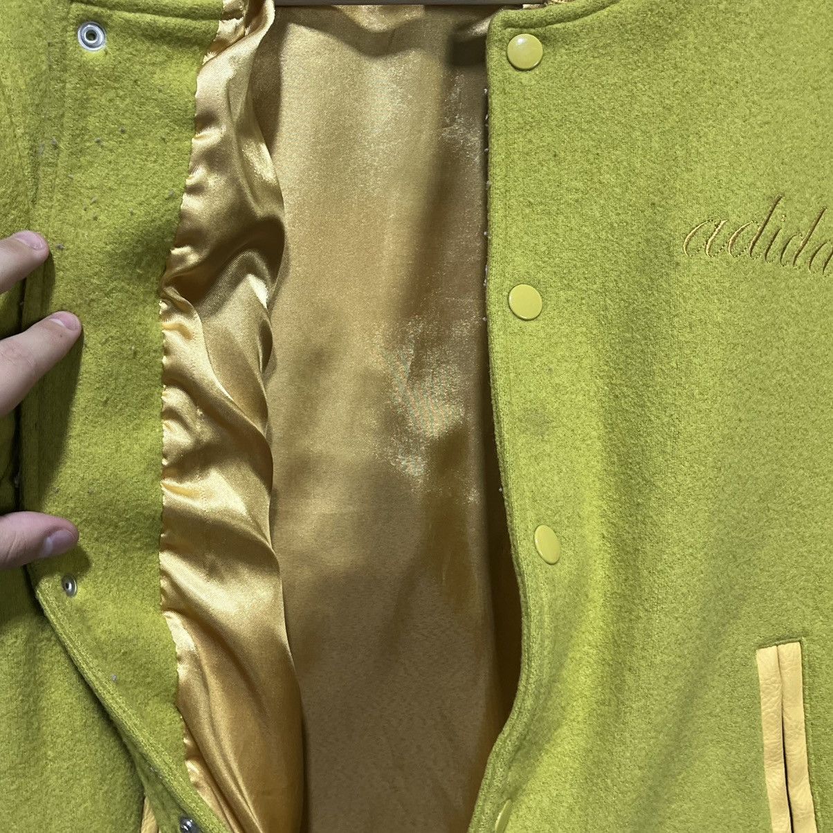 Jeremy Scott JEREMY SCOTT ADIDAS GLOBE VARSITY JACKET GREEN MEDIUM SAMPLE Size US M / EU 48-50 / 2 - 9 Thumbnail