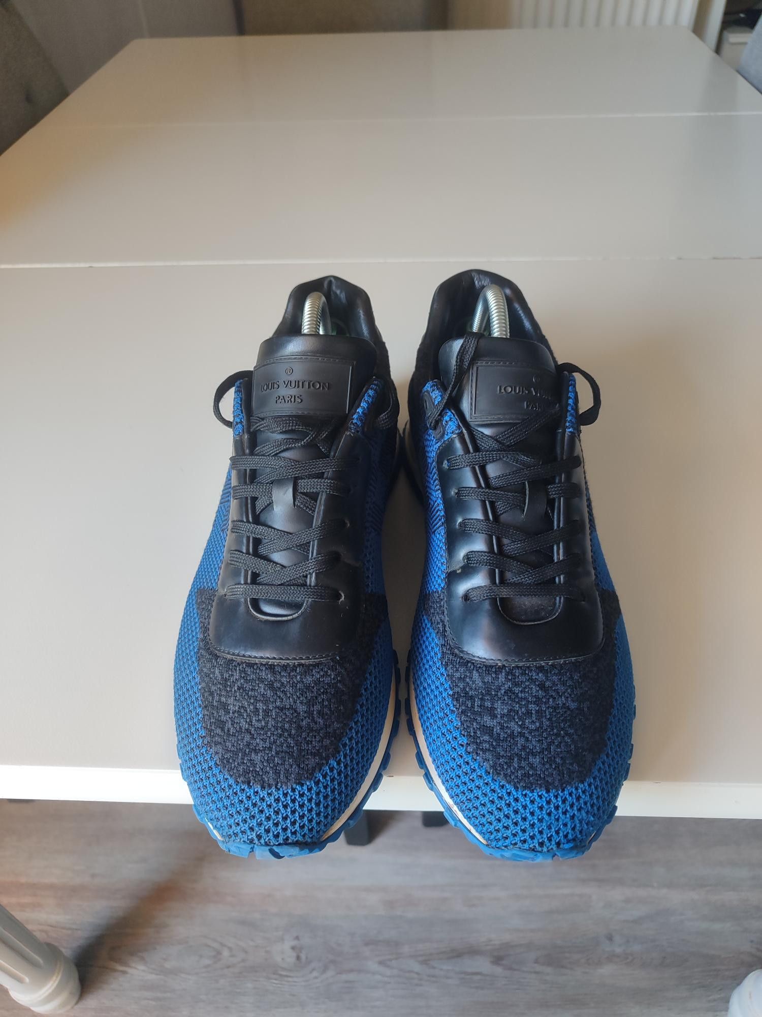 Louis Vuitton BASKETS LOUIS VUITTON RUNNER ACTIVE Size US 10 / EU 43 - 4 Thumbnail