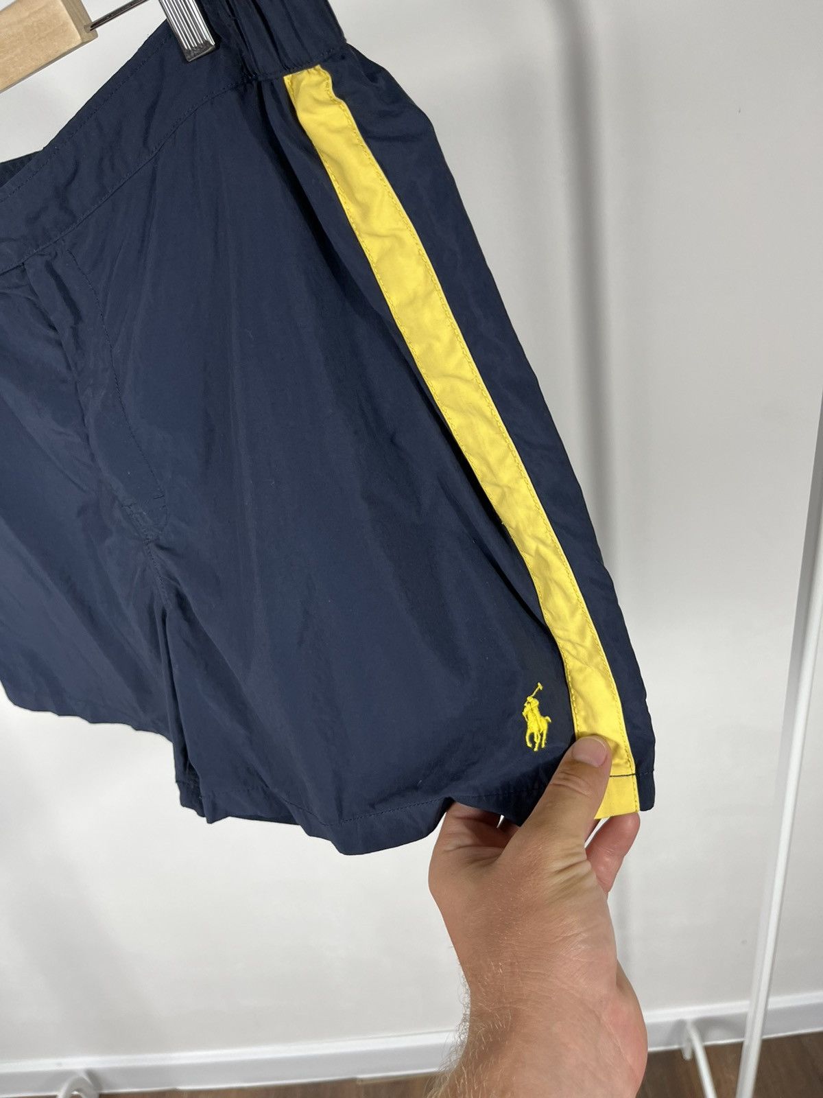 Polo Ralph Lauren Polo Ralph Lauren Navy Swim Trunks Yellow Stripe Size 34 Size US 34 / EU 50 - 3 Thumbnail