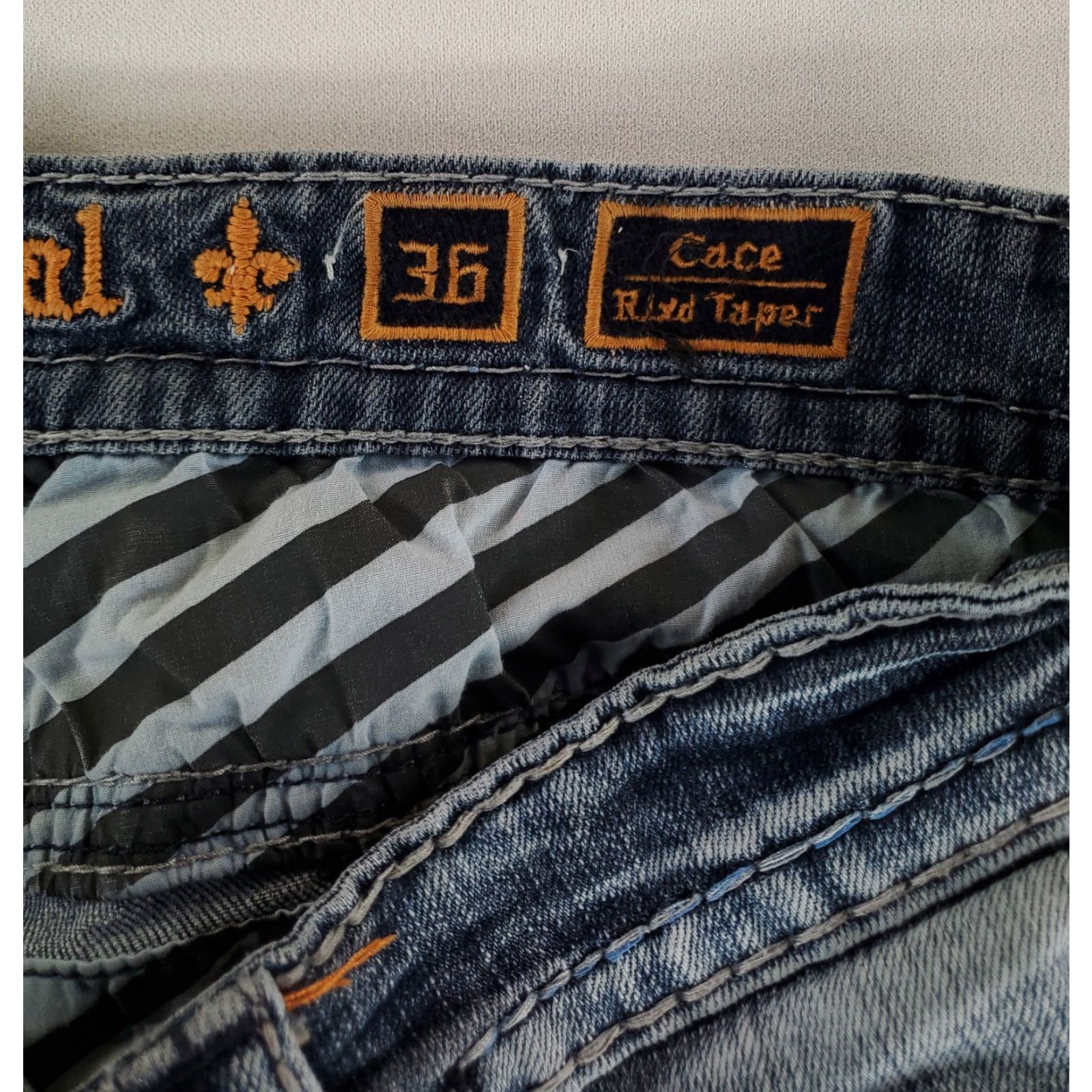 Vintage Rock Revival Jeans Blue Mens 40 Regular 31 Inseam Straight Cace Blue 40x31 Actual Size US 40 / EU 56 - 7 Thumbnail