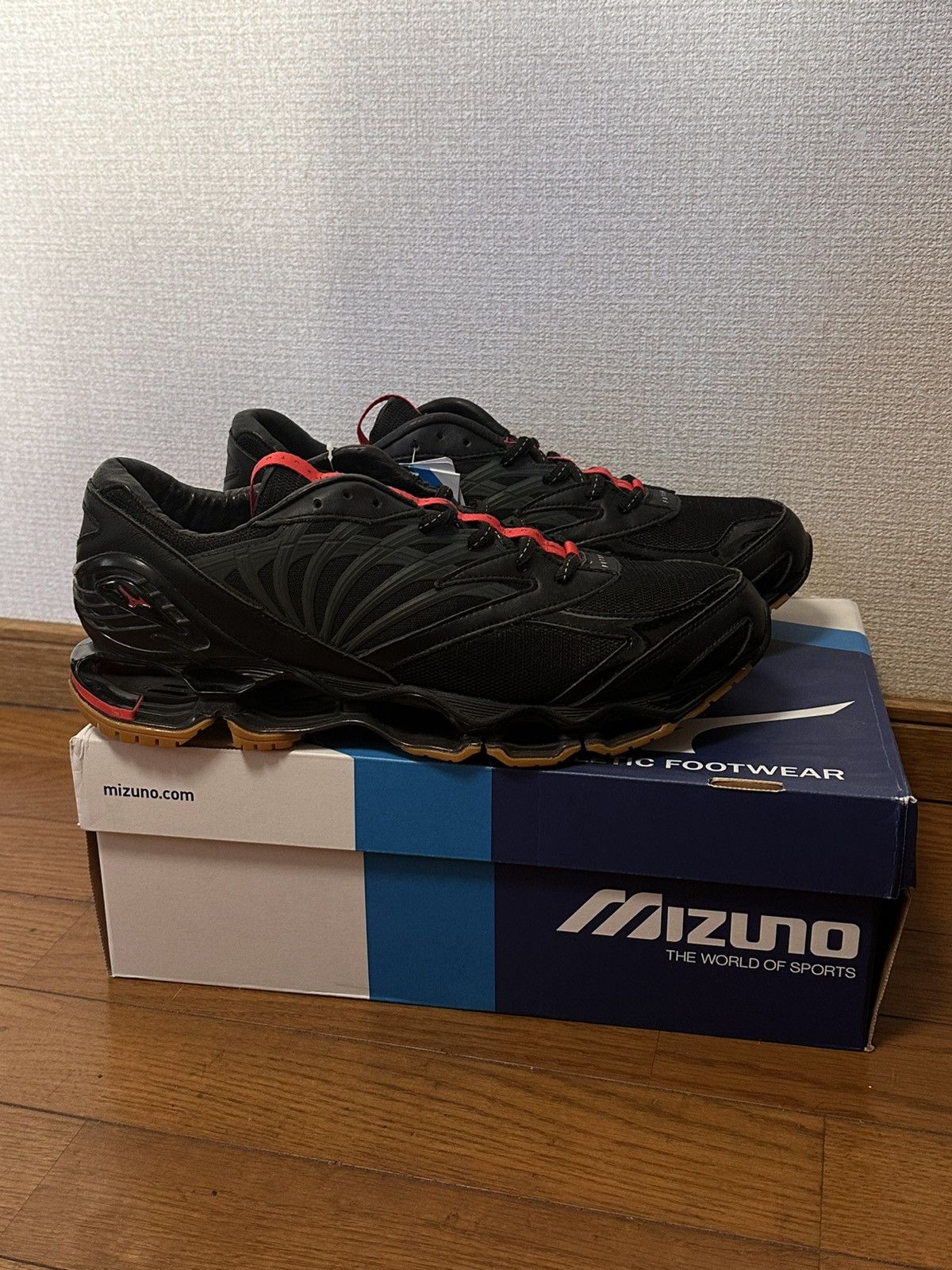 Mizuno MIZUNO X FUTUR WAVE PROPHECY 8 Size US 12 / EU 45 - 3 Thumbnail