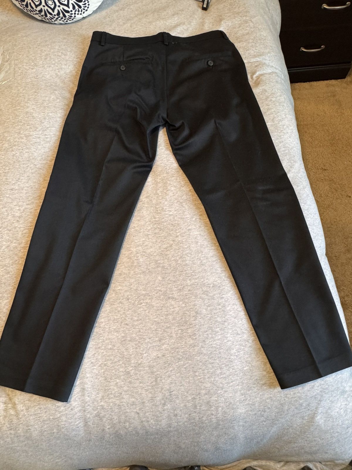 Haggar Haggar Premium Khaki – Straight Fit Dress Pants (32x30) Size US 32 / EU 48 - 2 Thumbnail