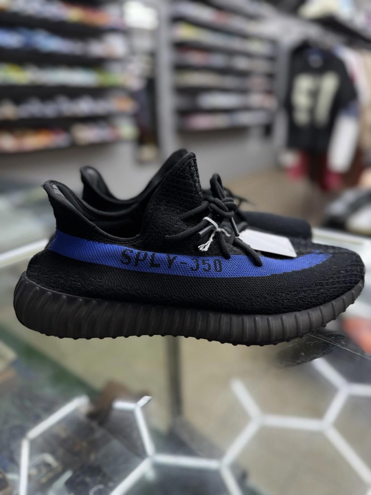adidas gazelle silver green womens adidas Yeezy Boost 350 V2 Dazzling Blue