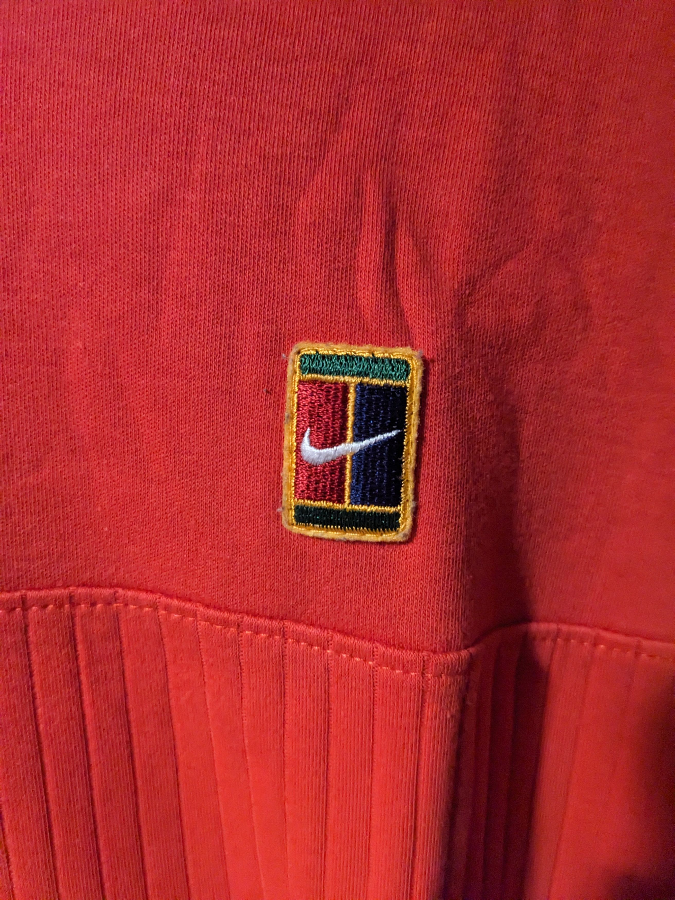 Nike × Vintage Vintage Y2K Nike Court Heritage Red Medium T-Shirt Size US M / EU 48-50 / 2 - 2 Thumbnail