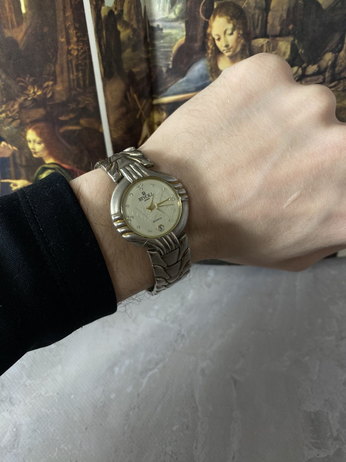 Japanese Brand Vintage Rivoli Japan Quartz Watch Women's Silver Tone Size ONE SIZE - 6 Thumbnail