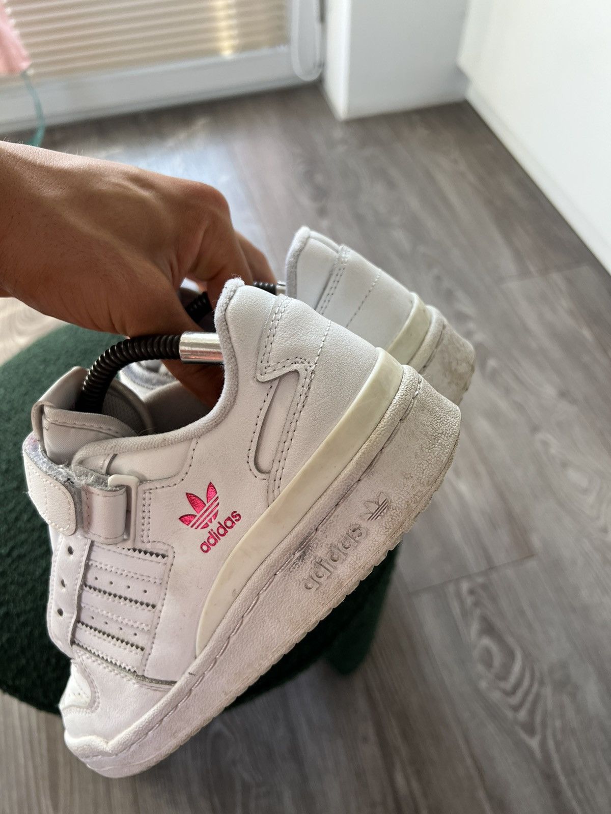 Adidas × Designer ‼️Vintage Adidas Forum Low Pink/White Sneakers‼️ Size US 7 / EU 40 - 14 Thumbnail