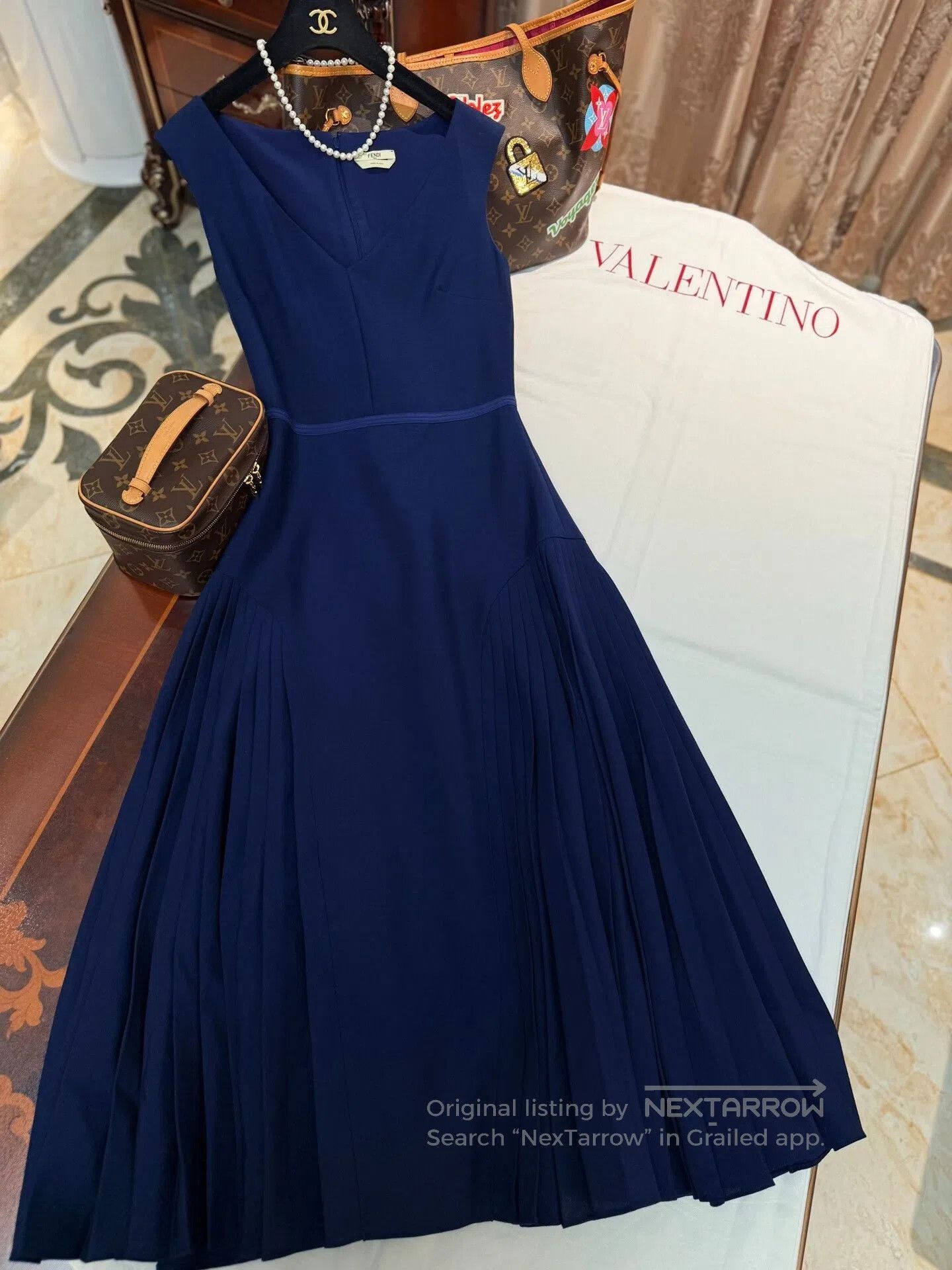 Fendi elegant fendi wool silk long dress. Size M / US 6-8 / IT 42-44 - 3 Thumbnail