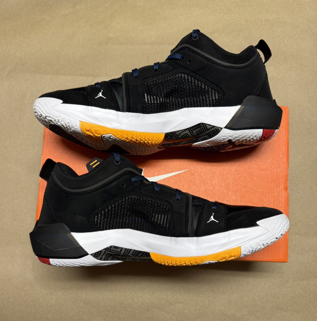 Jordan Brand Nike Air Jordan 37 Low Nothing But Net men’s size 14 Rare! Size US 14 / EU 47 - 2 Thumbnail