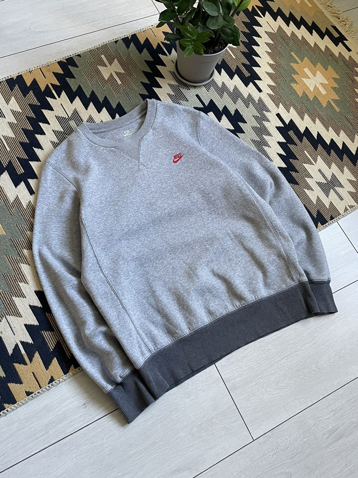 Nike × Vintage Vintage Nike Streetwear Logo Sweatshirt Size US M / EU 48-50 / 2 - 2 Thumbnail