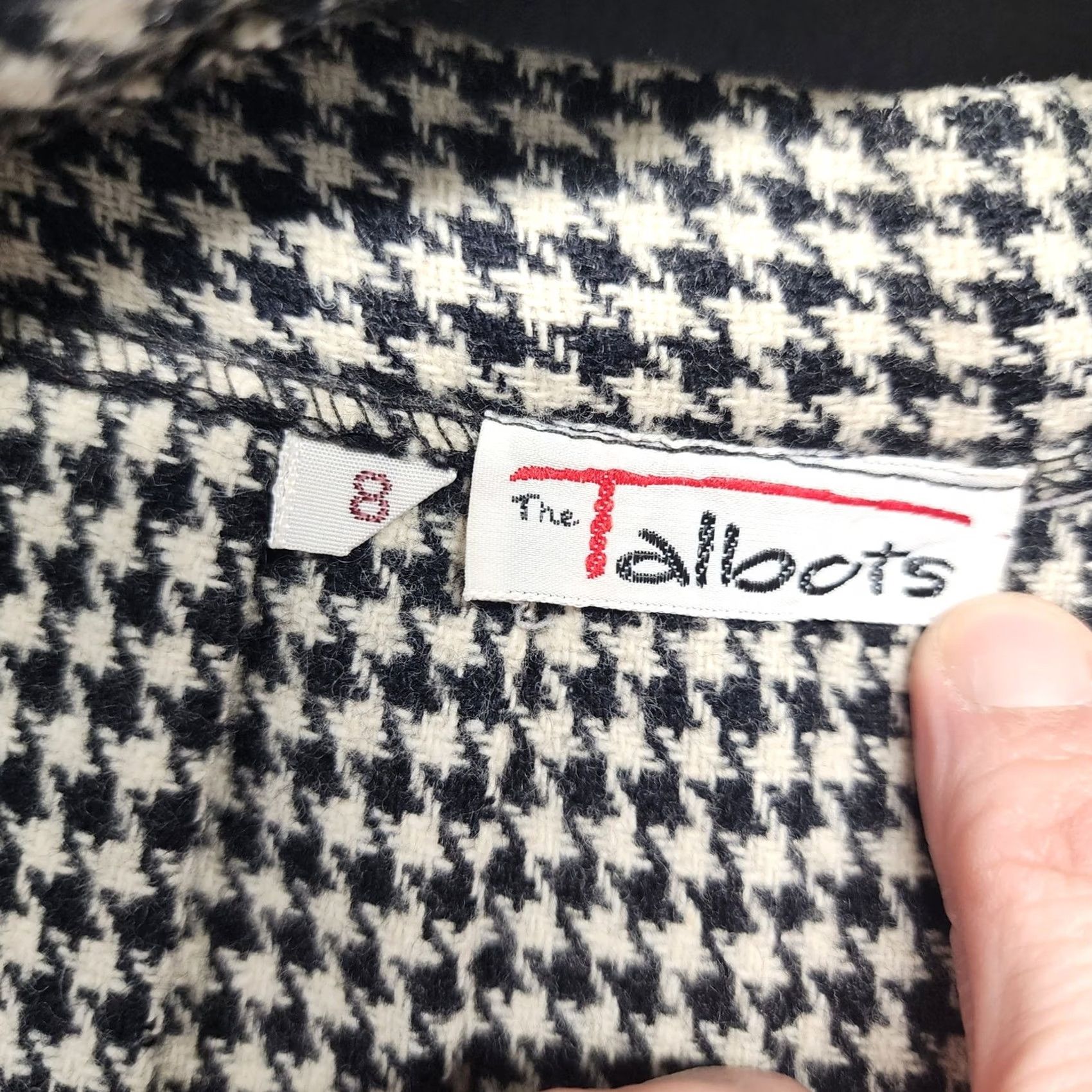 Talbots VINTAGE Talbots Skirt Womens 8 Black Houndstooth Wool Pleated Side Zip Classic Womens Size 30" / US 8 / IT 44 - 3 Thumbnail