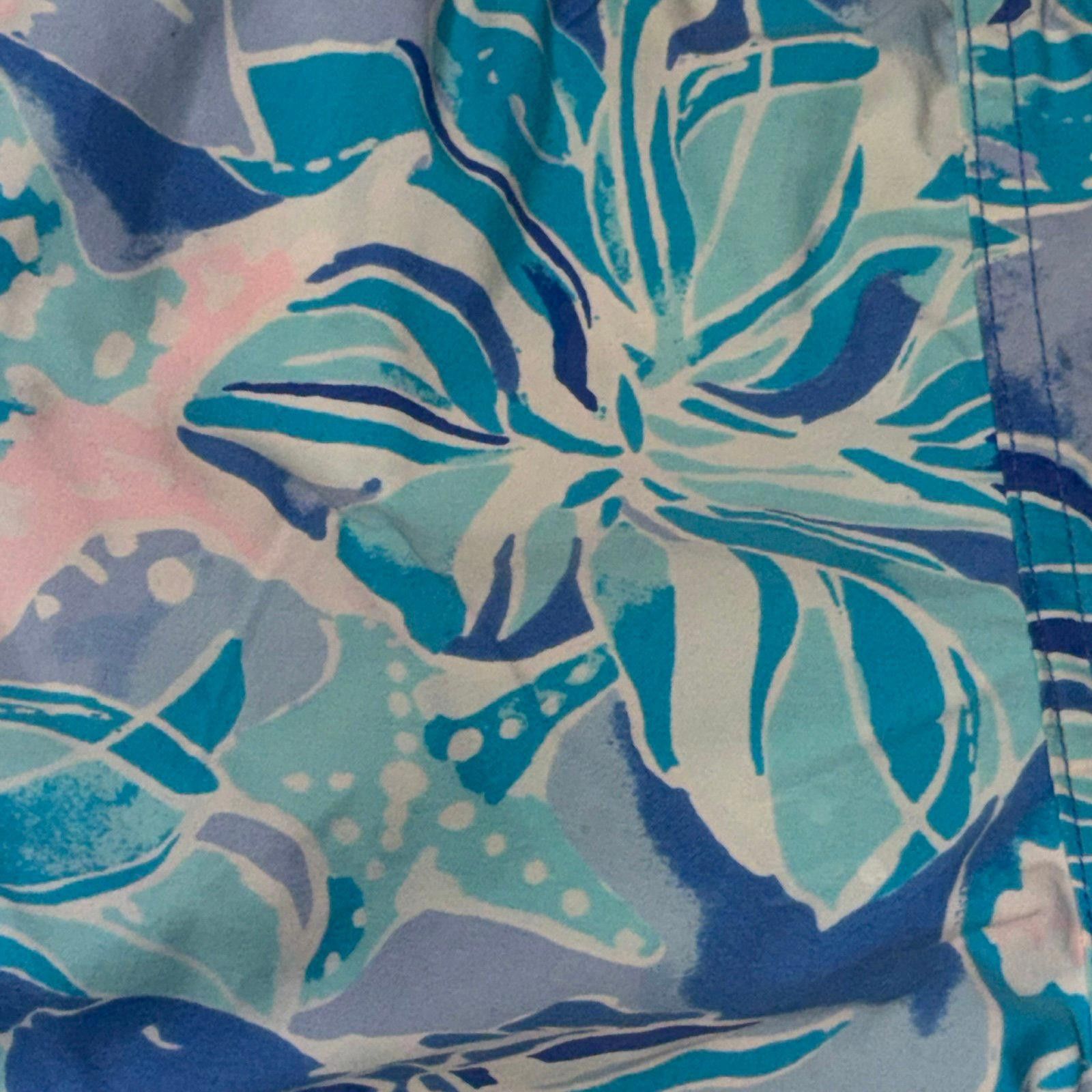 Other Lilly Pulitzer Boys Capri Trunk Medium Swim Shorts Size US 26 / EU 42 - 2 Thumbnail