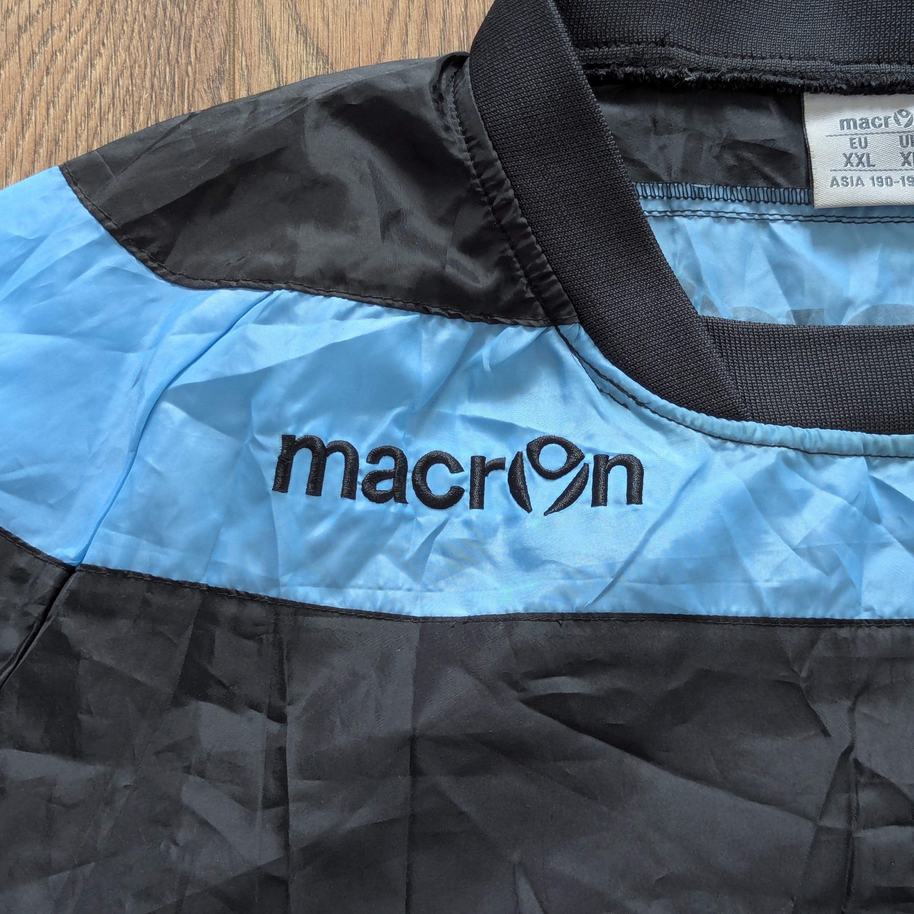Macron AVFC ASTON VILLA Macron Football Training Long Sleeve Size US XL / EU 56 / 4 - 3 Thumbnail