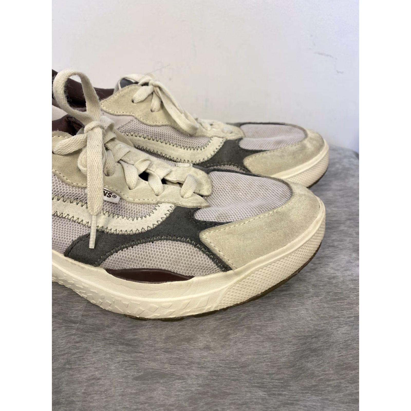 Vans VANS X Michael February UltraRange NEO VR3 Sneakers Men Size 10.5 Gray White Limited Edition 2023 Size US 10 / EU 43 - 4 Thumbnail