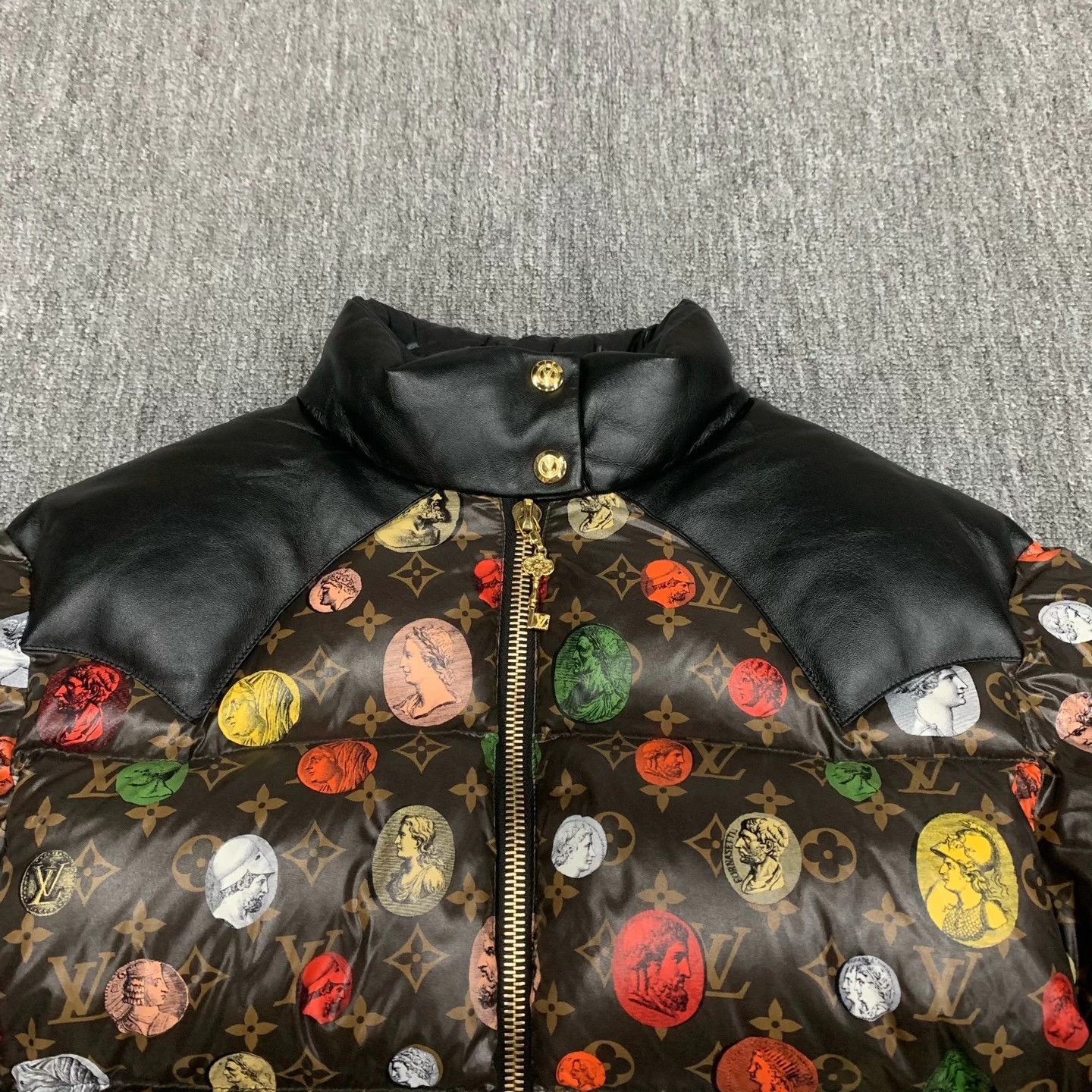 Louis Vuitton LV Yayoi Kusama x Brown Monogram Polka Dot Leather Puff 40 Size S / US 4 / IT 40 - 7 Thumbnail