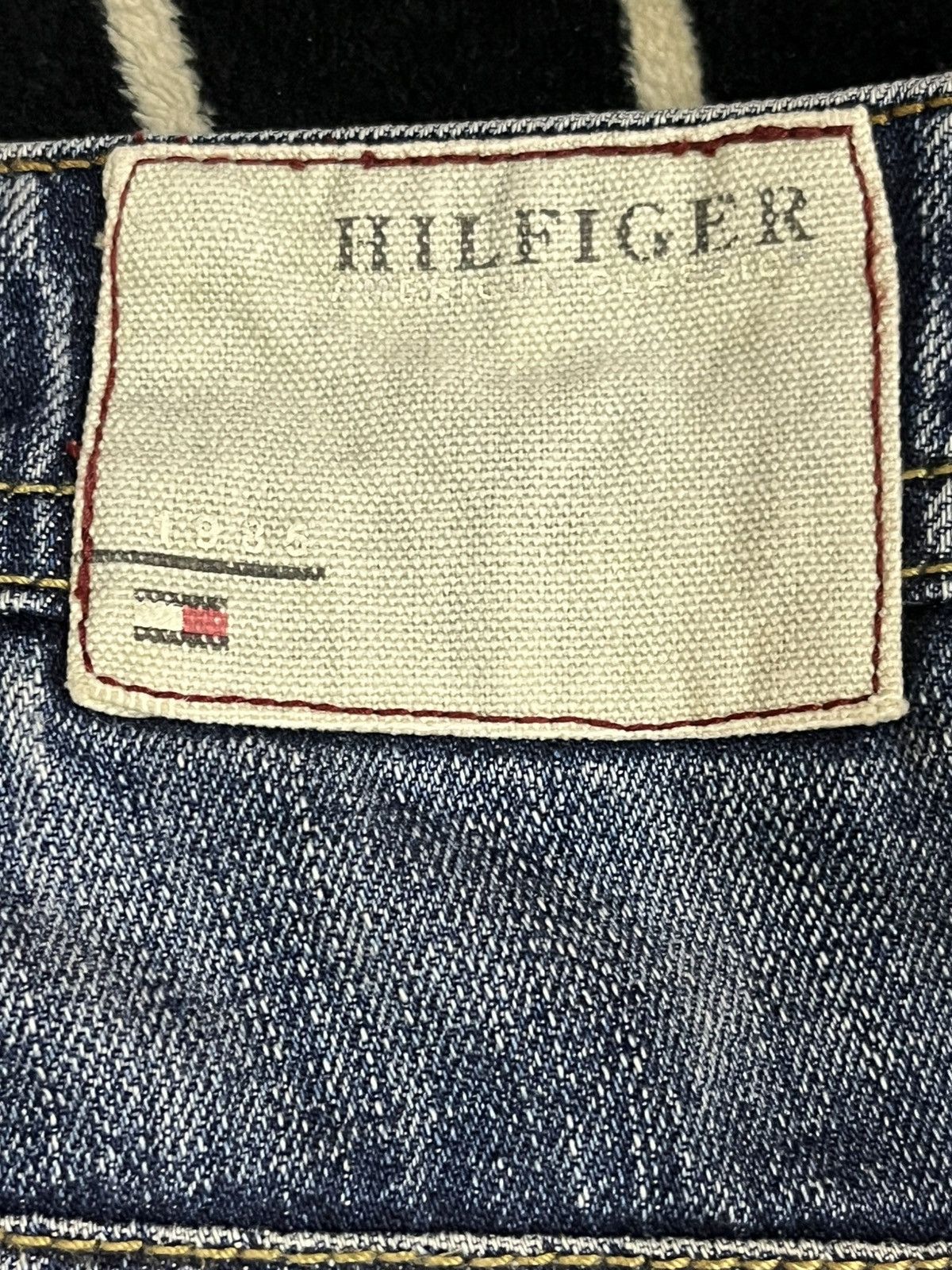 Beauty Beast × KMRii × Tommy Hilfiger Vintage Tommy Hilfiger Baggy Denim Size US 34 / EU 50 - 11 Thumbnail